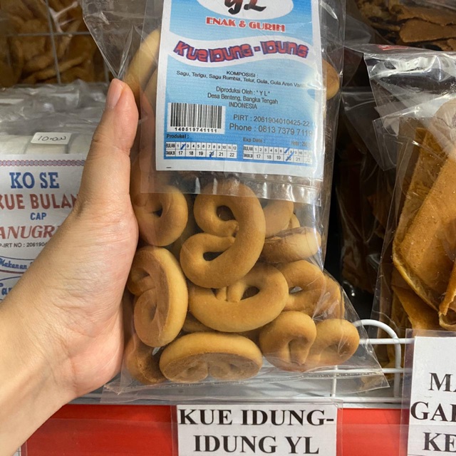 

Kue Idung Idung Bangka Cap YL - Kue Bangka / Snack Bangka / Snack Khas Bangka / Kue Khas Bangka