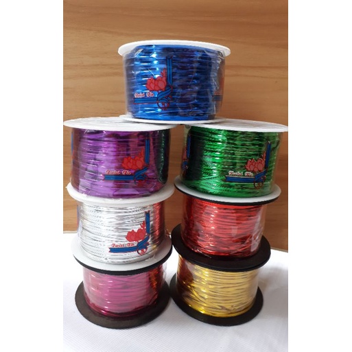 

Pita Kawat Warna Metalik 1 Roll/ -+ 100 Yard