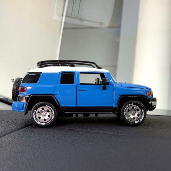 TOYOTA FJ CLUISER Parfume Pewangi Pengharum Mobil Parfum Pajangan Miniatur Diecast Mobil