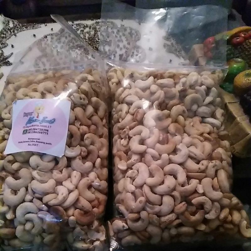 

KACANG MEDE1KG Mentah