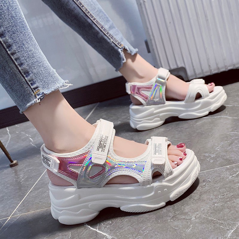 Kano Sandal Wanita Cantik Hologram Santai Sandal Wedges Cewek Terbaru Stylish Keren Murah