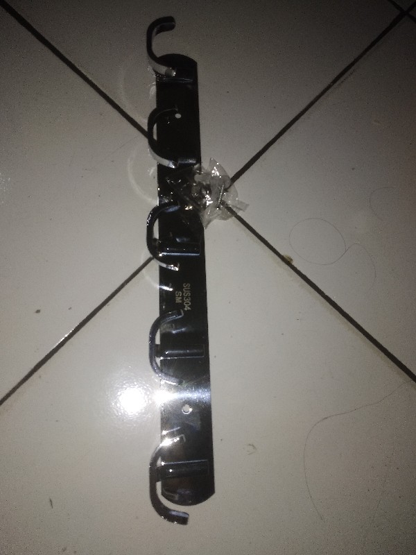 Gantungan Baju Dinding Hanger Tembok Stainless 5 Kait Cabang Terlaris Kp05