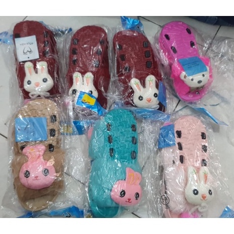 Sandal Boneka Beruang/ Kelinci Bulu Anak Perempuan no. 24/ 15cm