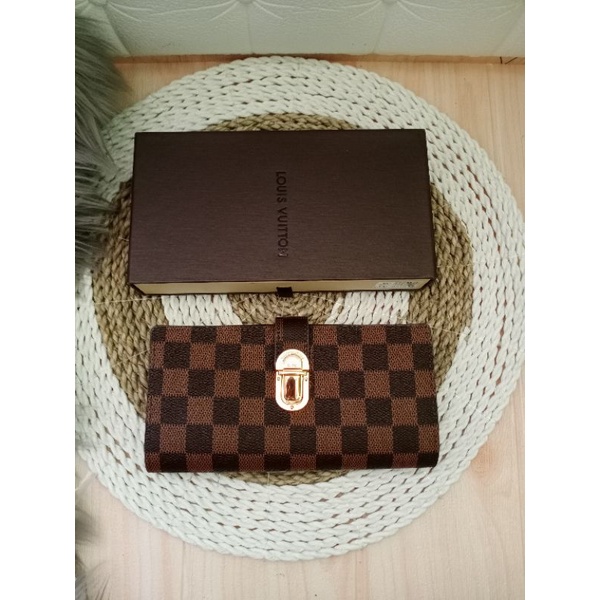 DOMPET LV LIPAT PANJANG LIDAH FREE BOX