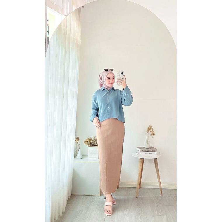 One Set Wanita Kemeja Crop Rok Span Crinkle Airflow Setelan Wanita Lengan Panjang Set Kemeja rok Kekinian LD 110cm