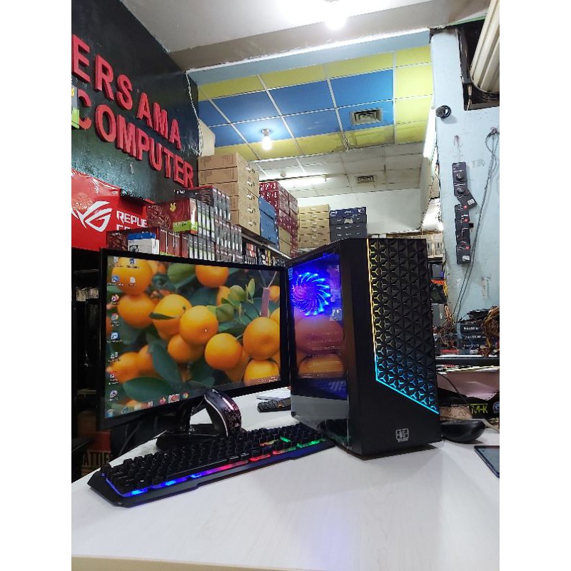 PC Gaming Editing core i5 Ram 16 gb Ssd 240 gb monitor 24 in  full set