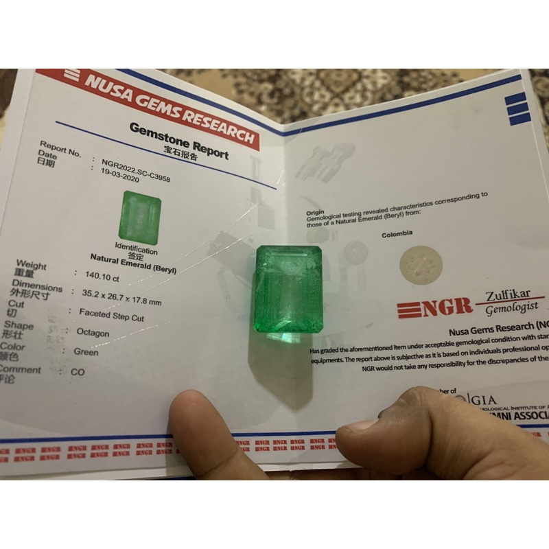 -Zamrud beryl co super duper jumbo rare item emerald beryl batu alam green colombia color size besar beryl asli emerald cut asli batu warna ditambah