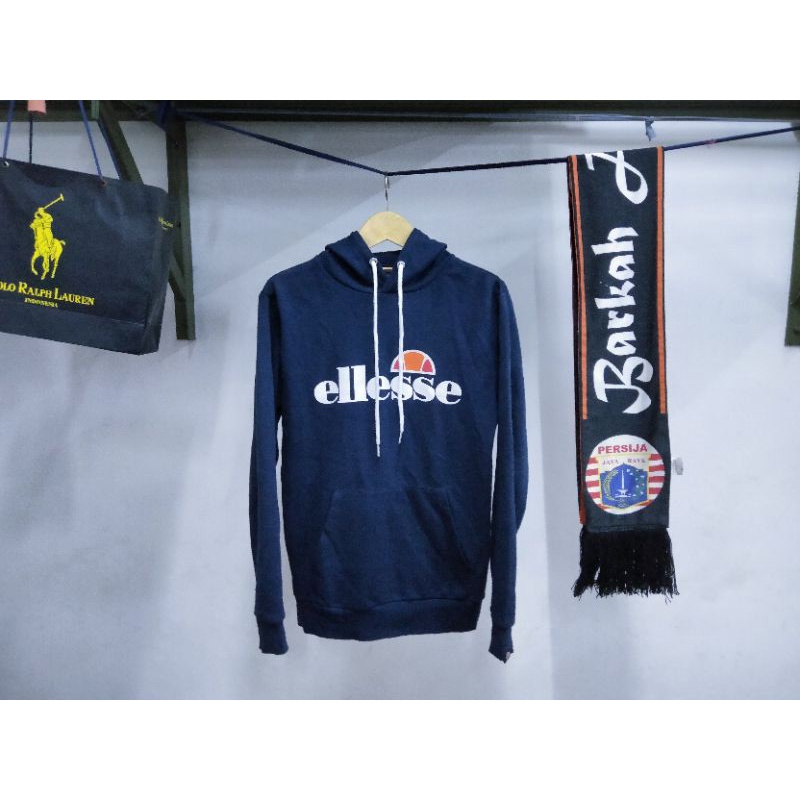 hodie ellese