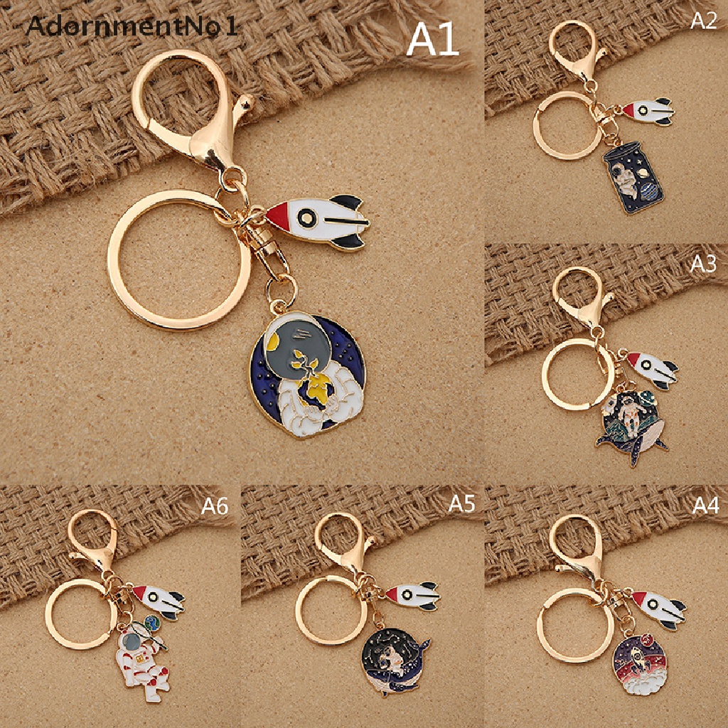 (AdornmentNo1) Gantungan Kunci Bentuk Astronot / Roket / Cosmonaut Bahan Metal