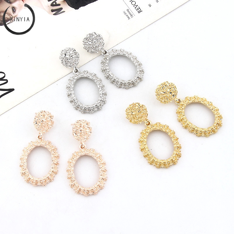 Anting Gantung Panjang Gaya Punk Vintage untuk Wanita