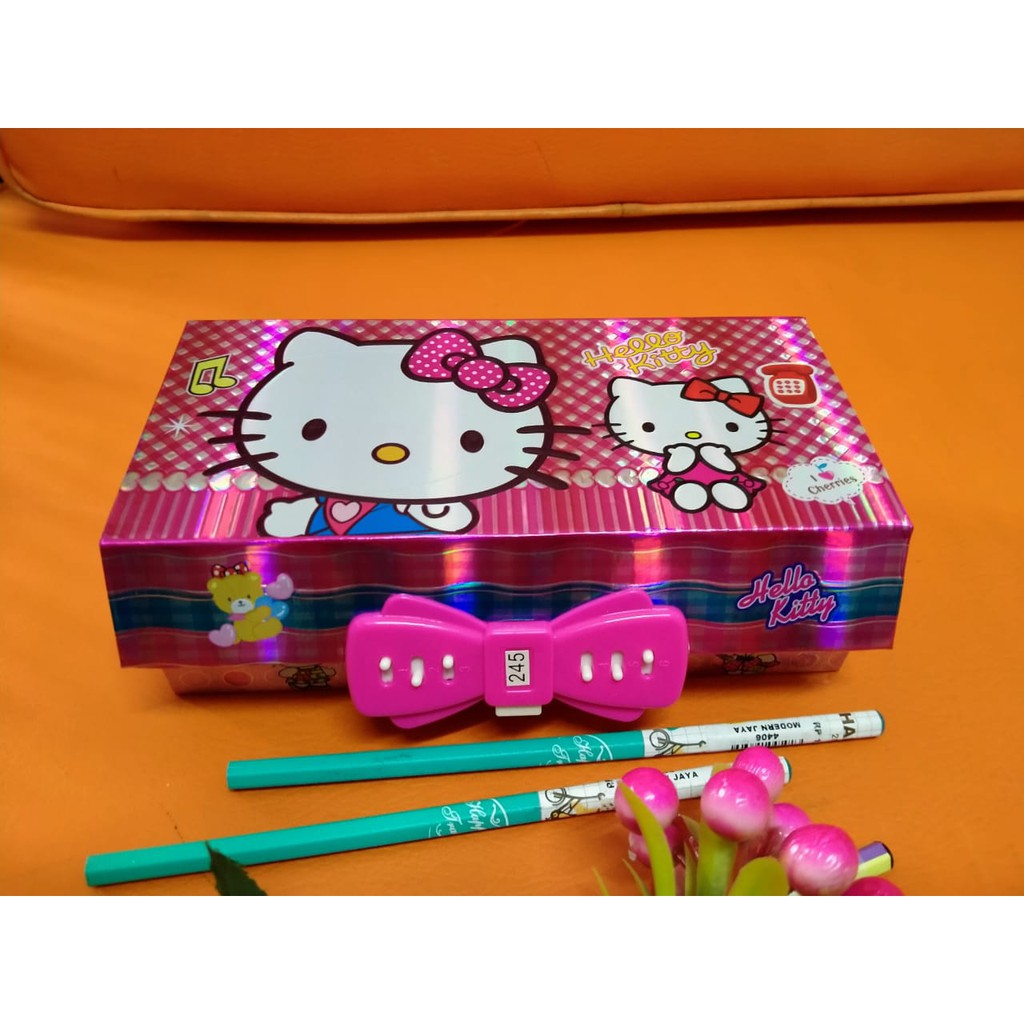 

PENCIL CASE DUS KODE 2 SS 3D