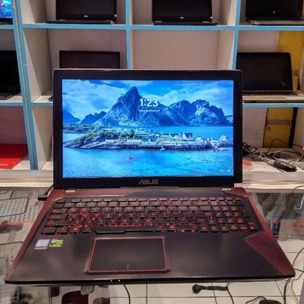 Asus ROG FX553VD Core i7-7700HQ RAM 16GB 1TB HDD 250GB SSD GTX1050M 2GB GDDR5