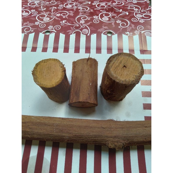 

Bajakah merah khas Kalimantan Tengah