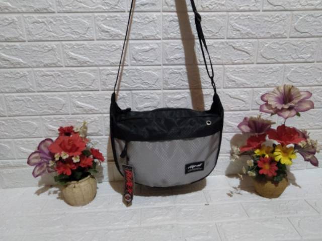 Tas selempang distro keloting bandung