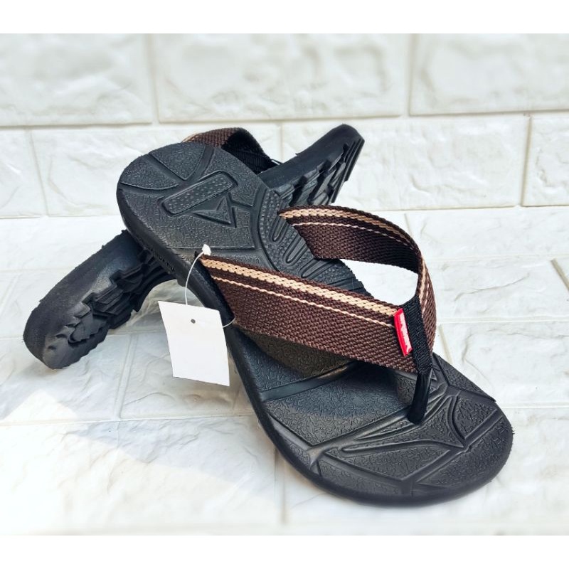 SANDAL GUNUNG PRIA OUTDORR SANDAL JAPIT SELOP CASUAL