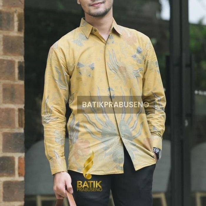 BAJU TREN MOTIF SASTRO KUNING Kemeja Batik Pria Lengan Panjang Slim Fit Original PRABUSENO