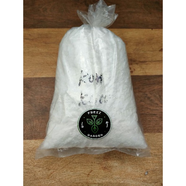 KOH BAHAN UTAMA PEMBUATAN JADAM WETTING AGENT (JWA)