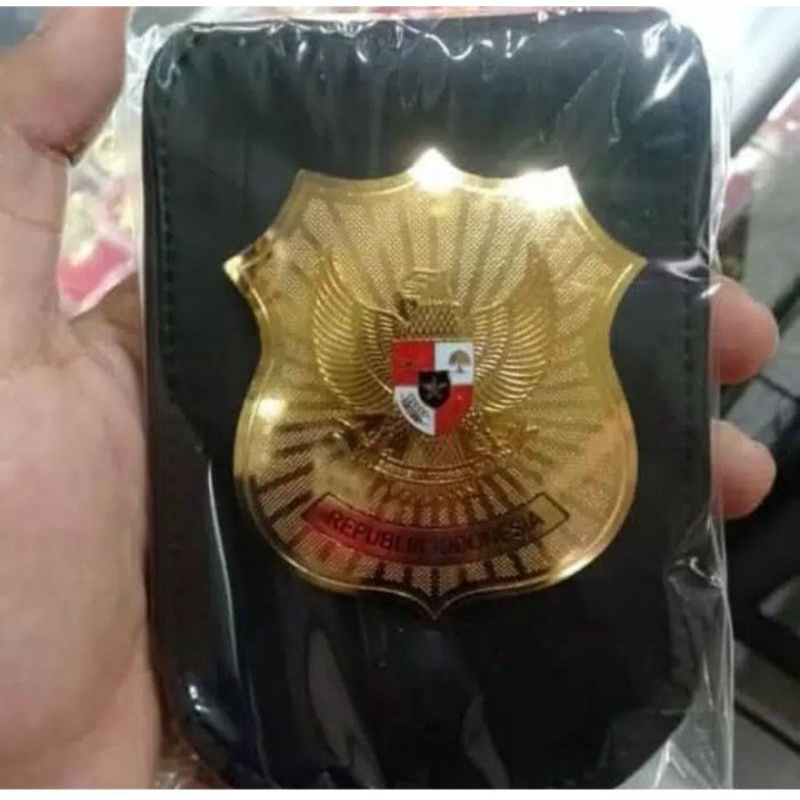 

Name tag logo GARUDA RI tanpa kalung