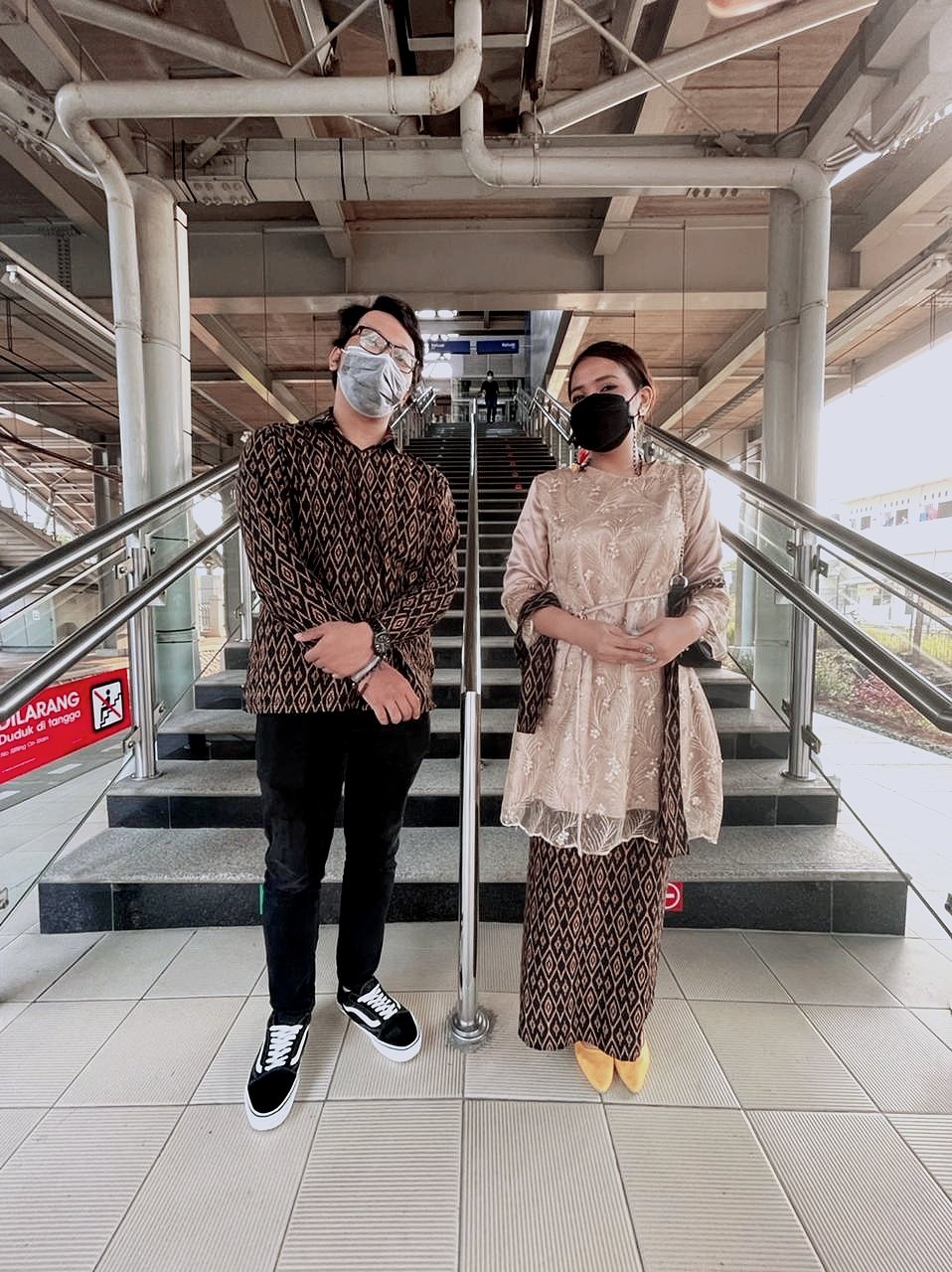 Maura Couple - Sania Ruffle Batik Couple Ori Ndoro Jowi Dnt Garansi Termurah Shopee - Batik Couple