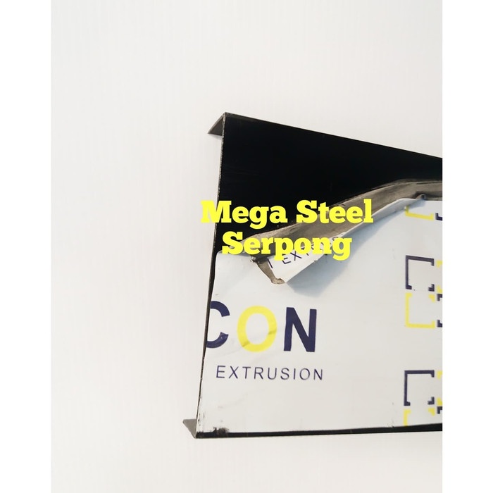 dinding-hiasan- list u alumunium black uk 2 cm x 10 cm x 2 cm, panjang 119.5 cm -hiasan-dinding.