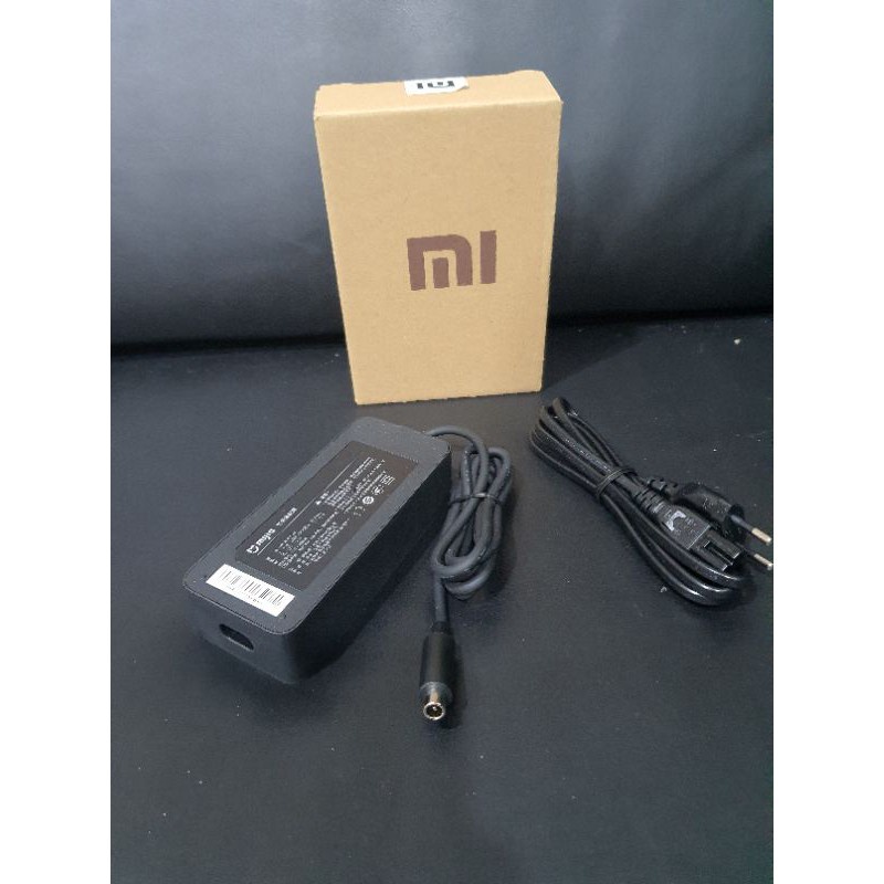 Xiaomi Mijia m365/pro Electric Scooter Charger 42v 1.7A 100% ORIGINAL