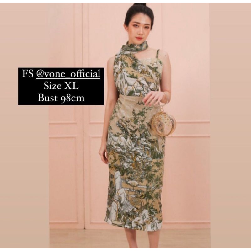 Vone x mmehuillet, dress chinese new year.