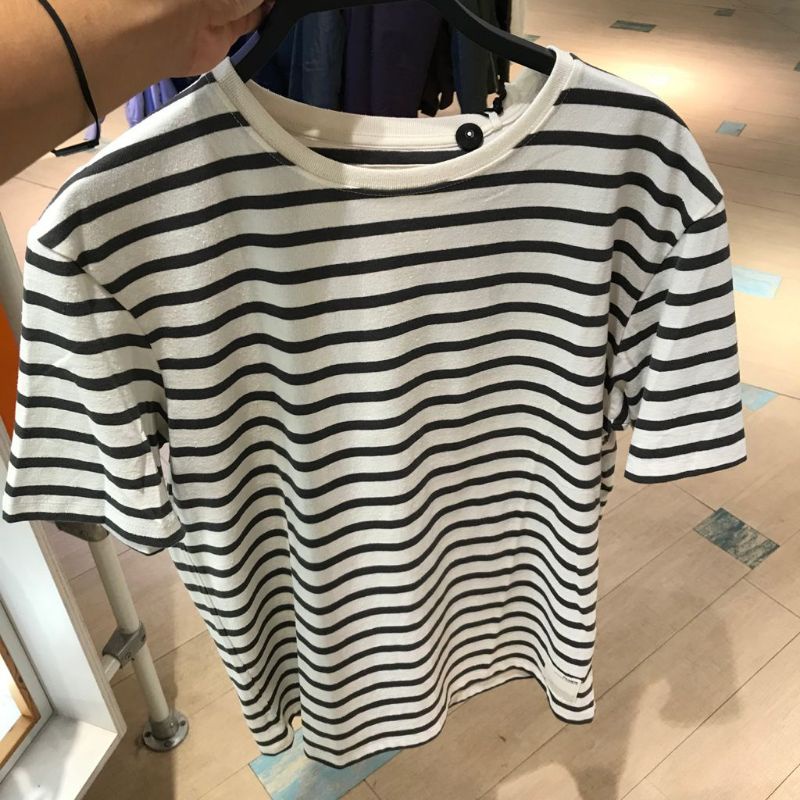 Kaos pria Strip black and white pull&bear original New Collection