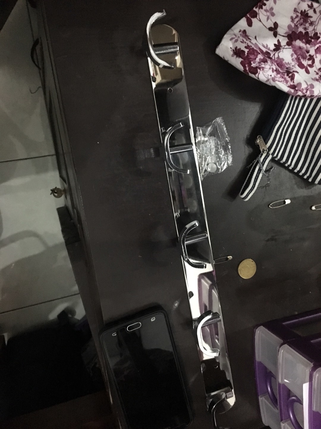 Kapstok Gantungan Baju Dinding Rak Gantungan Baju Kamar Mandi Cantolan Baju Dinding Cantolan Baju