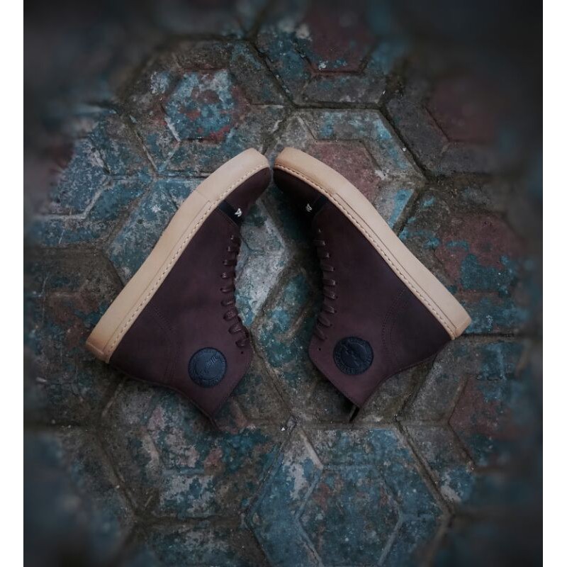 Madness Dark Brown - Sepatu Sneaker Kulit Sapi Asli