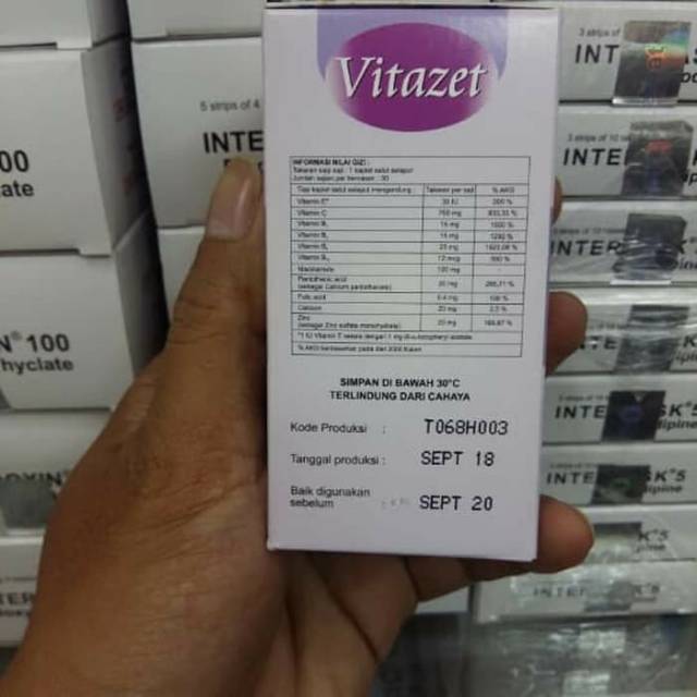 Vitazet Multivitamin 1 botol isi 30 Kaplet - Vitamin C 750mg Zinc