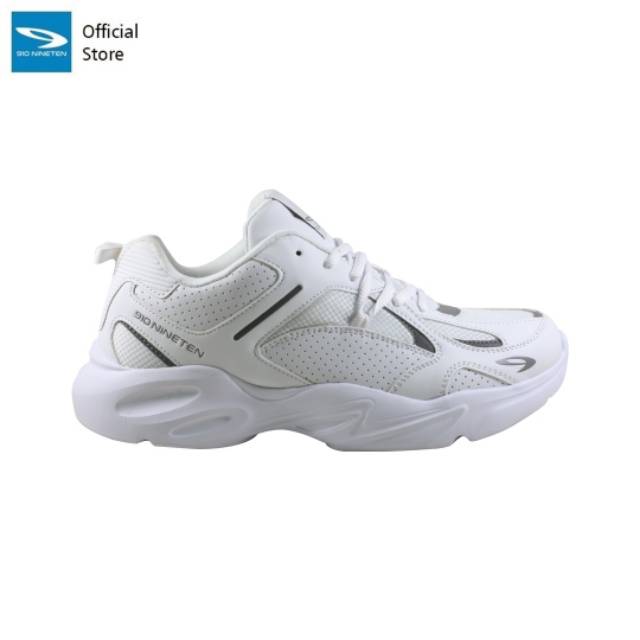 casual training shoes