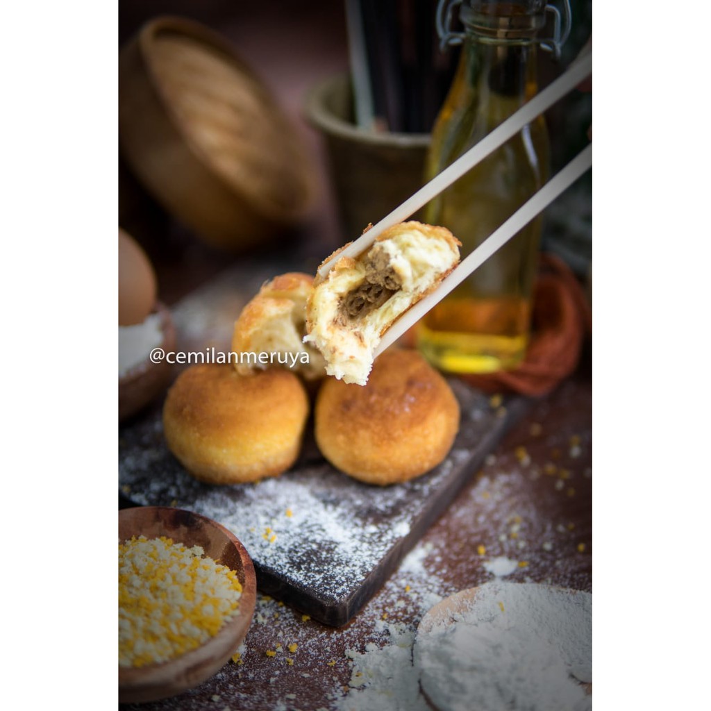 

Roti Goreng isi ayam