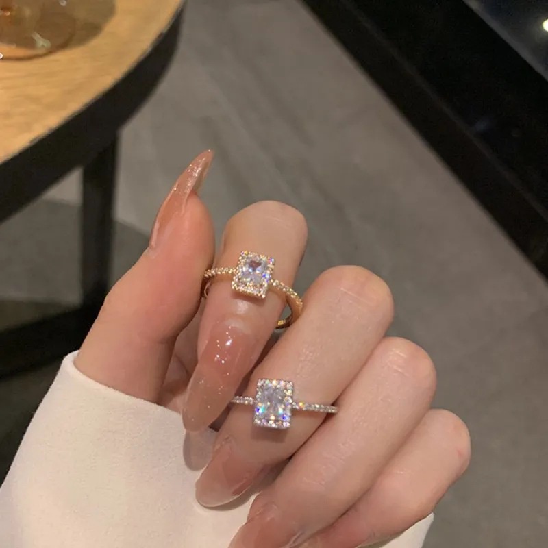 Cincin Berlian Imitasi Bentuk Persegi Geometris Gaya Korea Jepang