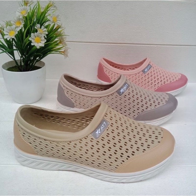 ATT AKL 160 Sepatu karet wanita Slip on