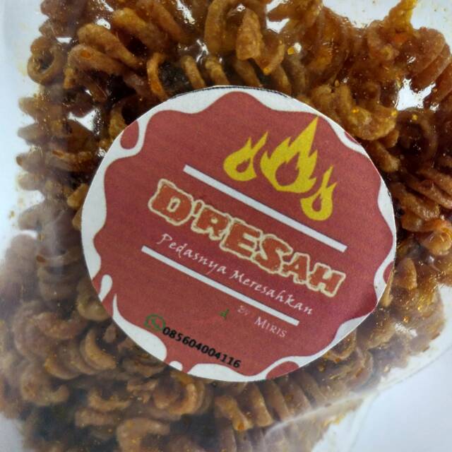 

Snack Plintir Pedas Kripik pedas Kripik krispi kripik enak kripik mrah kripik plintir pedas makaroni