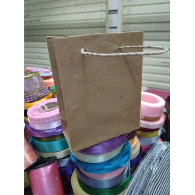 

Paper bag super mini isi 12 pcs terlaris dan termurah