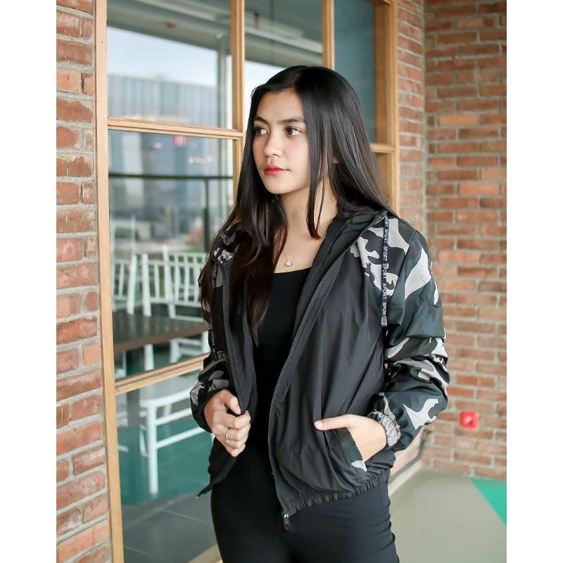 Jaket motif army