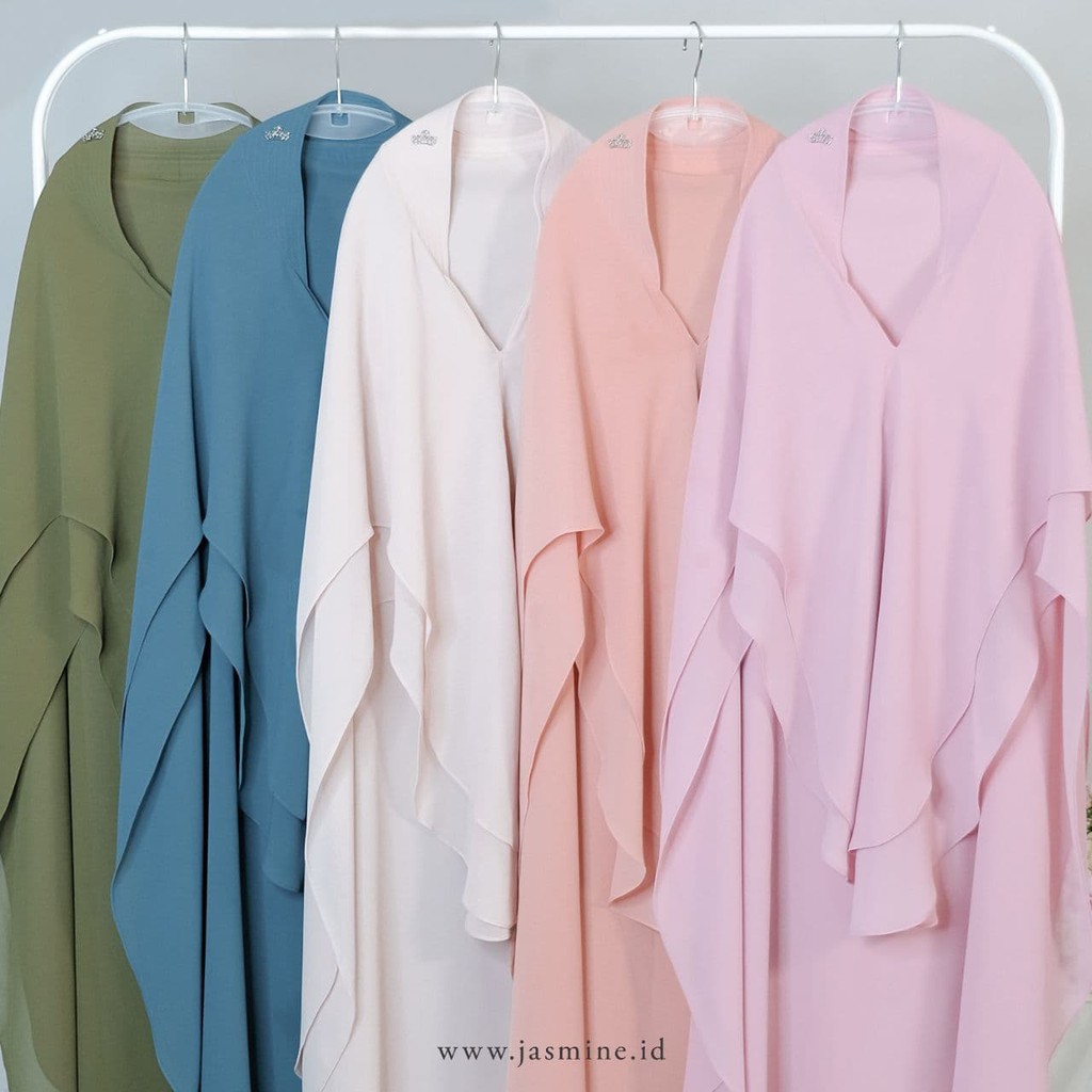 Jilbab Khimar Amberlynn Jasmine by Lidiahadiwinoto (JILBAB SAJA)