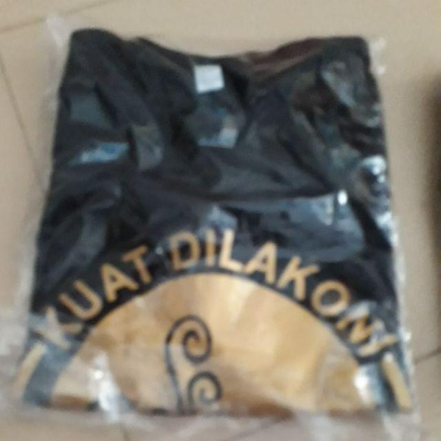 Kaos Bahasa Jawa Orang Jawa Kuat Lakoni Ra Kuat Tinggal Ngopi