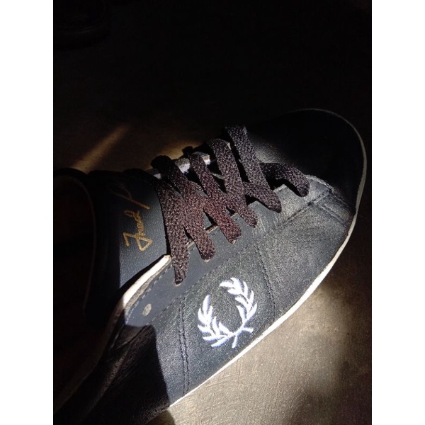 Sepatu Fred Perry Second