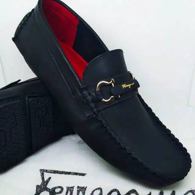 SEPATU PANSUS PREMIUM FERARRI dan Slip on kulit