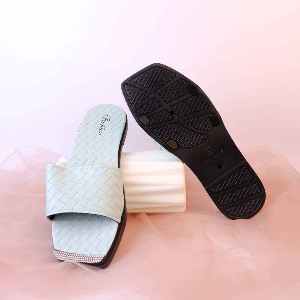 Keyra Sandal Wanita Kepang Casual - Demorin