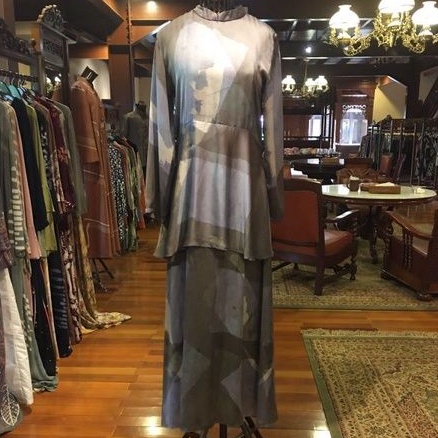 Lula Dress Tissue by Dian Pelangi TERBARU Busana Muslim Gaun Batik Pesta Pernikahan Casual Formal