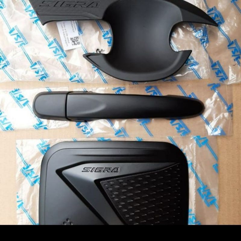 Paket outer handle tank cover mobil Sigra hitam doff