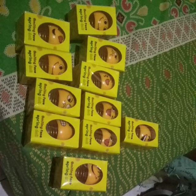 Boneka Per Emoji Emoticon - Boneka Emoticon Per Dashboard Interior Mobil