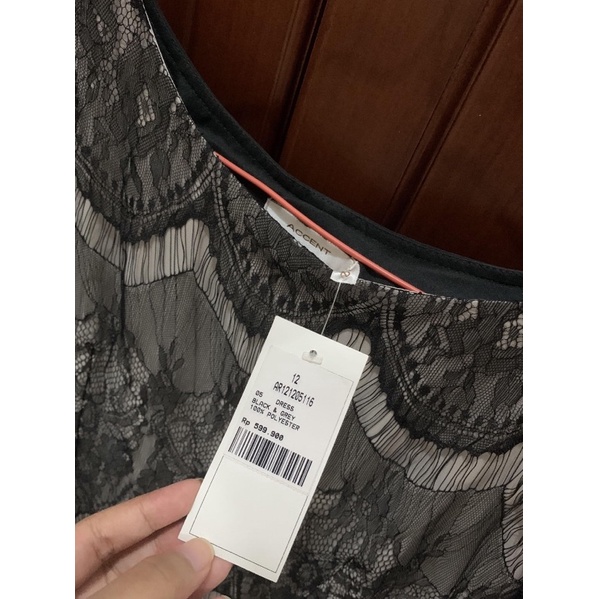 Dress merk Accent