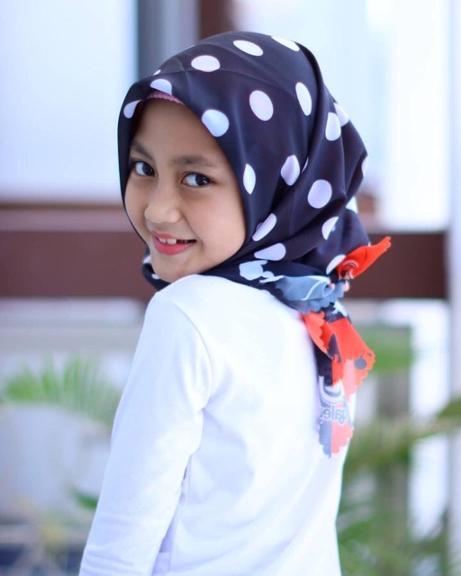 VOAL PRINTING MOTIF MICKEYMOUSE MERAH / HIJAB ANAK KARAKTER MICKEY / JILBAB ANAK LUCU