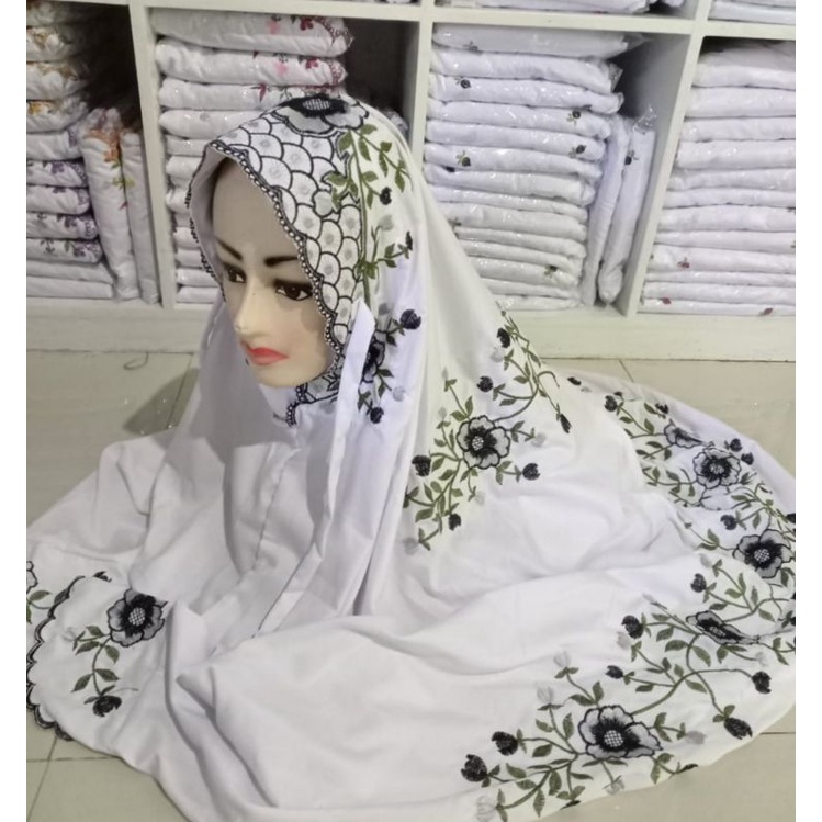 mukena putih bordir halus mukenah terusan dewasa rukuh kudus
