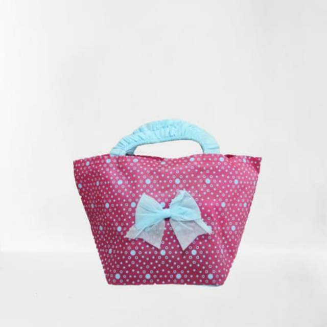 

Tas hantaran slamatan pita ukuran 22 × 22