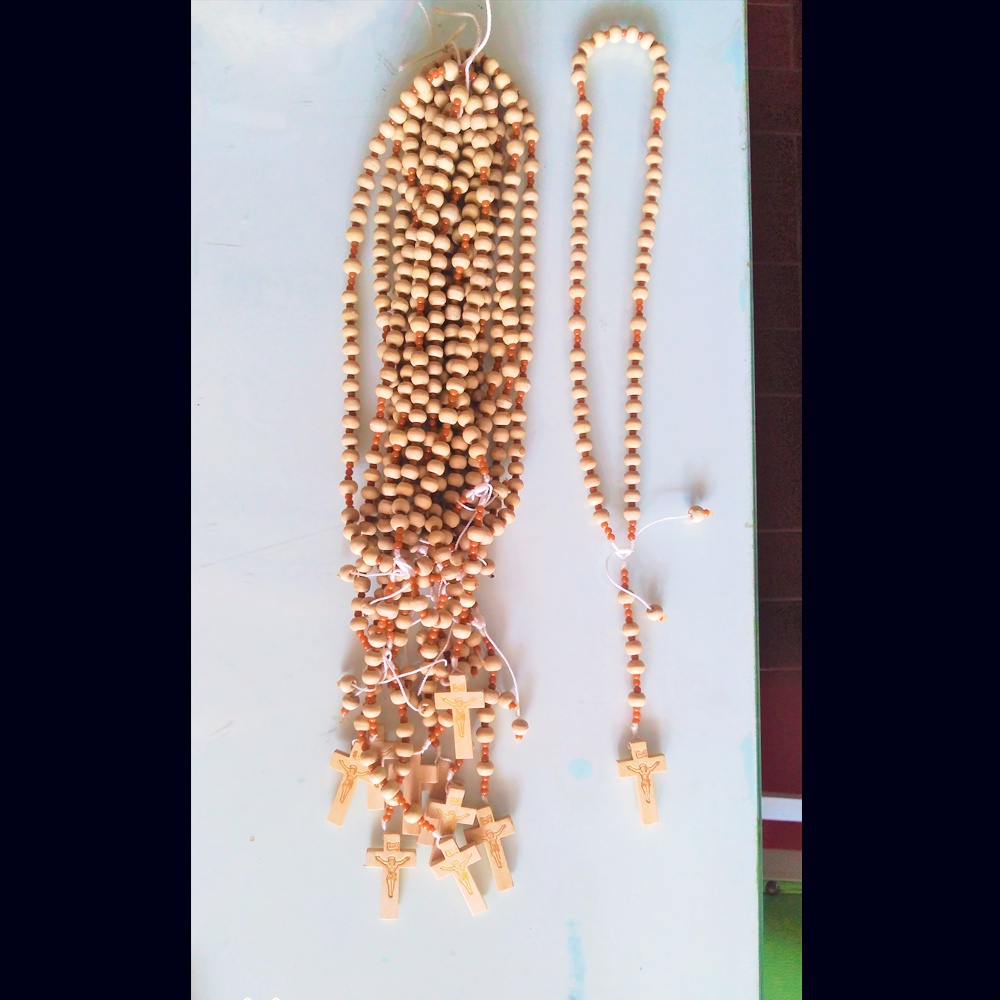Souvenir Rosario Tali /Souvenir Rohani Katolik/Rosario Kayu Polos 8mm